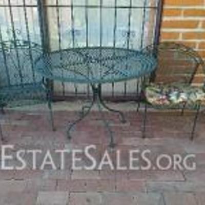 Patio Table with Chairs