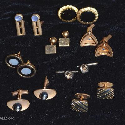 Cufflinks