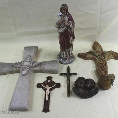 Box lot of misc. religious wall hanging dÃ©cor.  Statue of Christ is 13