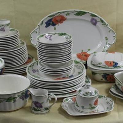 Churchill England porcelain set of 7 cups,  8  saucers and 8 dinner plates. Dinner plates are  10.5" Dia.
