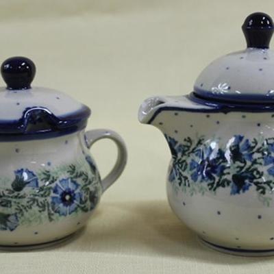 Pair of porcelain cream and sugar containers hand  made in Poland, Sugar is 4
