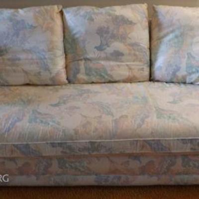 MFM002 Comfy Floral Upholstered Sofa
