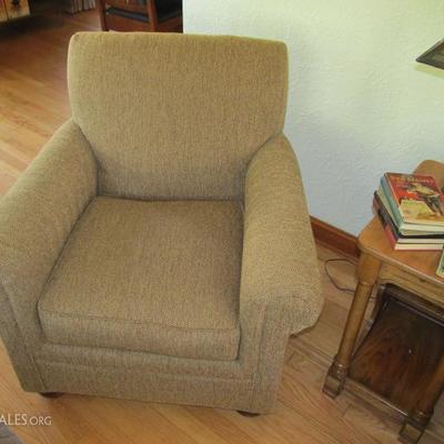 Comfy armchair in like new condition