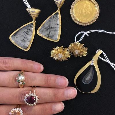 18K Jewelry Pieces