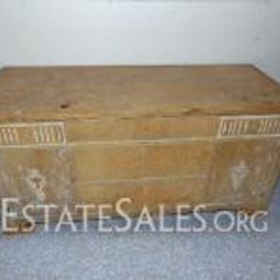 Estate sale photo