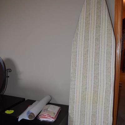 ironing board 
