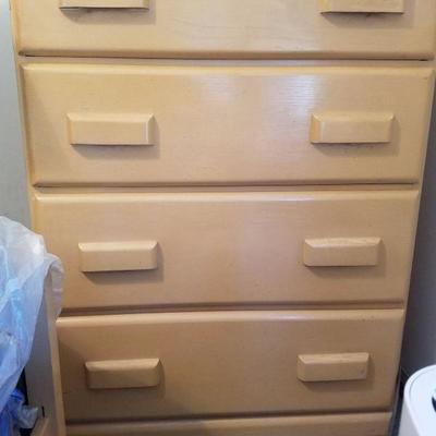 Matching dresser w/mirror, chest of drawers and Night table