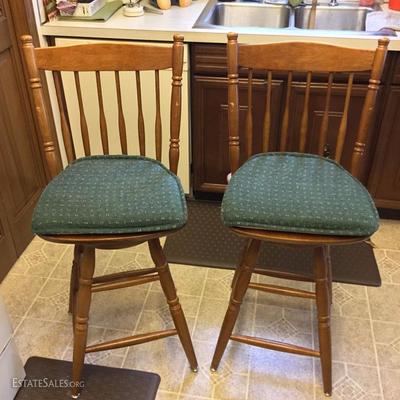 Thomasville kitchen / bar stools