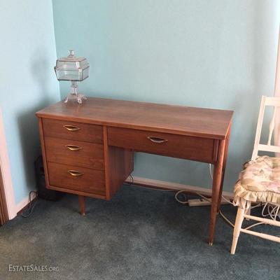 Mid Century Modern desk / sewing table by Suburbia