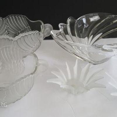 WDG112 Walther Mikasa Swan Bowls & Candle Holders
