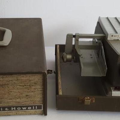 WDG116 Vintage Bell  & Howell Slide Projector
