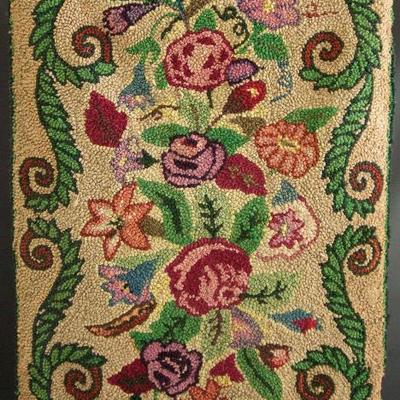 Primitive American Made 1920s Floral Hook Rug 