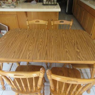SOLID WOOD DINING TABLE WITH 6 CHAIRS
