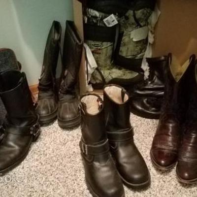 Men's Motorcyle Boots, Snow Boots and Cowboy Boots (Justin)
