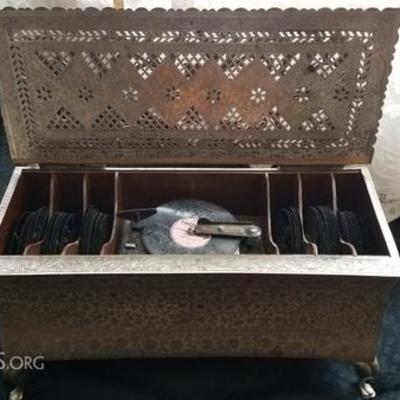 Unique Antique Music Box with Thorens Music Albums (it works!) 
see https://www.musichouseshop.com/store/beb20170211.html