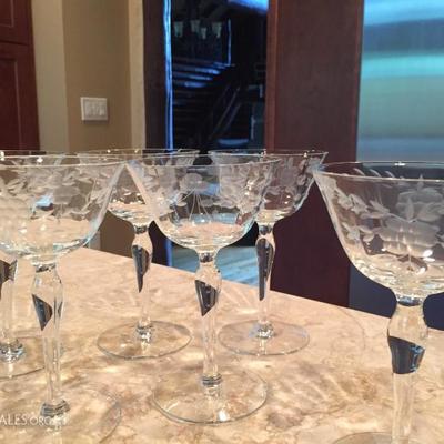 6 mid century floral & laural design champagne glasses