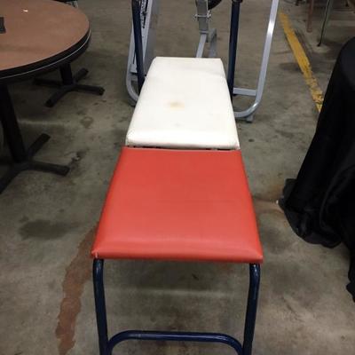 Exercise bench