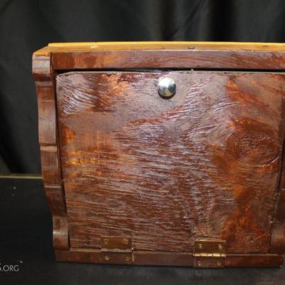 Shadowbox