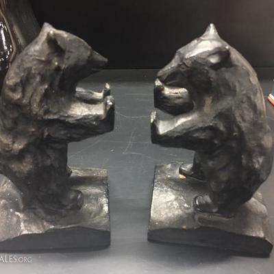 Bear cast iron bookends