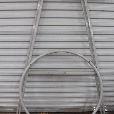 Round clothing rack