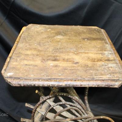 Primitive plant stand