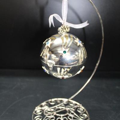 Lenox silver plate gift ornament ball
