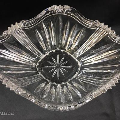 Oblong crystal bowl