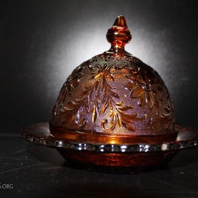 Tiara Indiana amber glass dishes