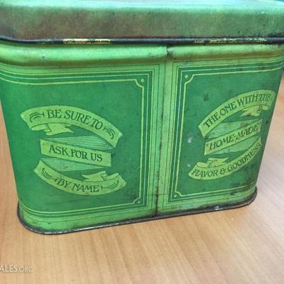 Vintage bread box tin