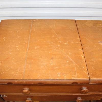 Sewing table
