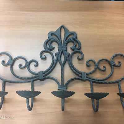 Metal candle holder