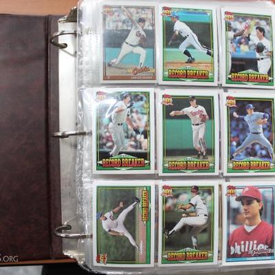 Huge lot of baseball cards