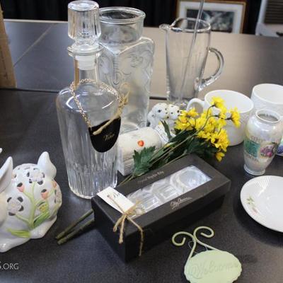 Glasswares box lot