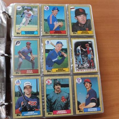 Huge lot of baseball cards