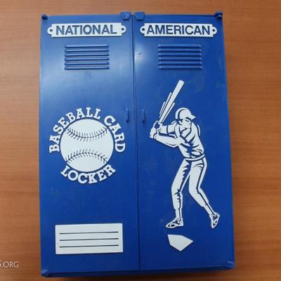 Huge lot of baseball cards