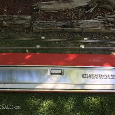 Chevy tail gate 