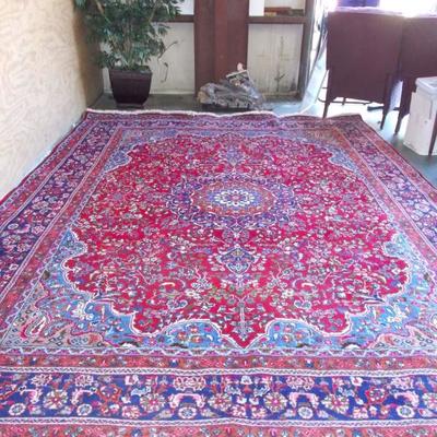 Rug 12 1/2' X 9 3/4' Clean and excellent condition $599
reserve