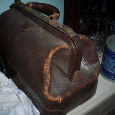 Antique / Vintage Doctor's bag