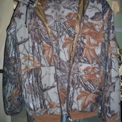 2 piece Ladies hunting clothes size Small - Medium