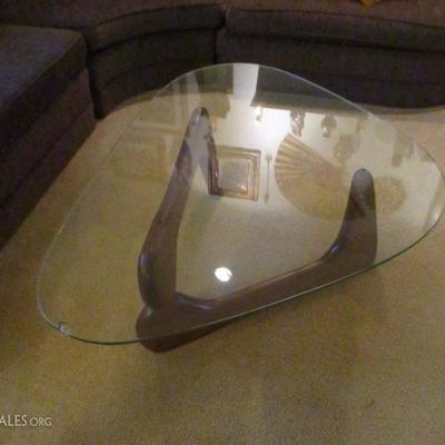 Noguchi Original Table Mid-Century Modern Original (Glass Top Does Have A Nick In It Photo Shown) 
