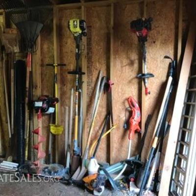 Lawn Equipment & Tools
