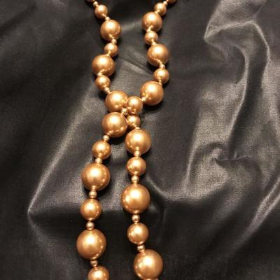 NICE SELECTION OF COSTUME JEWELRY