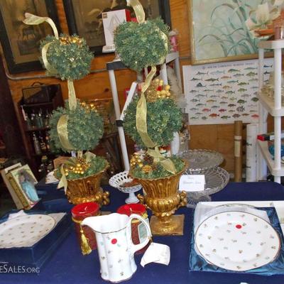 
New never used tableware gift items