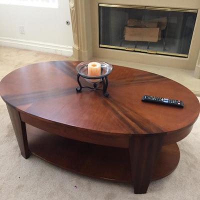In laid coffee table 