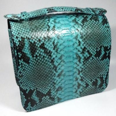 GREEN SNAKESKIN PURSE