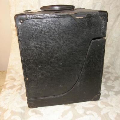Rare Salesman Sample of a Furnace/Boiler with Carrying Case from around 1900.