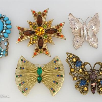 Five Large Vintage Brooches 