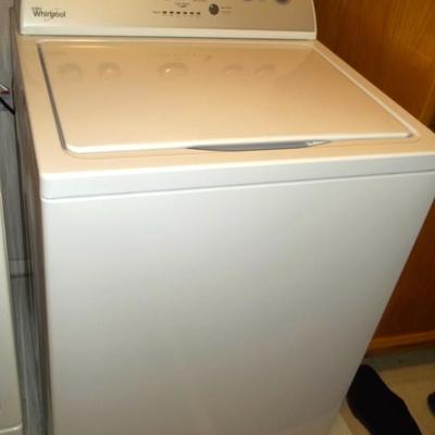 Whirlpool Washer. Extra large capacity. Purchased 6 months ago.