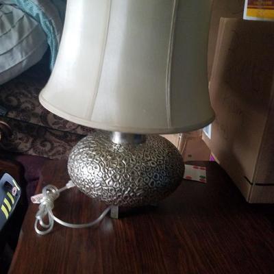 Lamps, coffee table, end tables