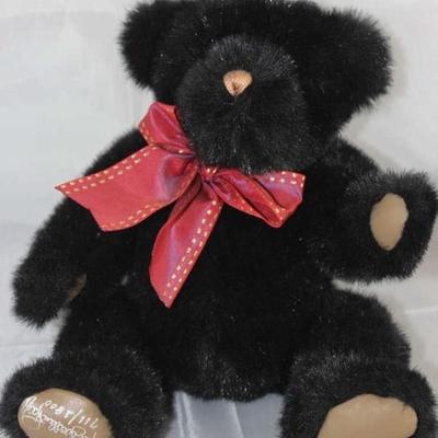 Black Jack - 289. 1991 Gund Signature Collection  in plush black/leather-tan. Stands 11